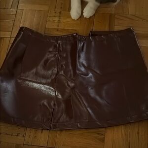 Elegant Brown Leather Skirt